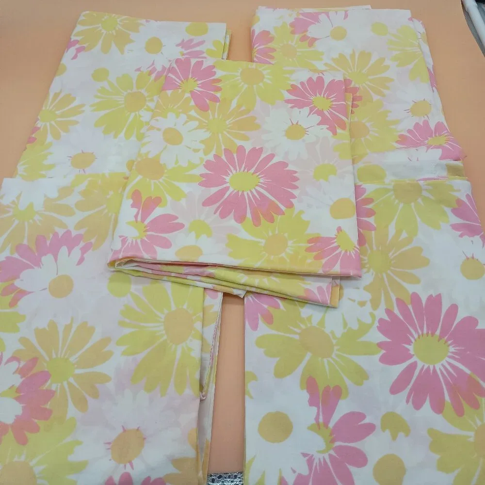 Vintage Pequot Easy Care Pink Daisy Twin Sheet Set 5 Pillowcases Groovy Mod READ